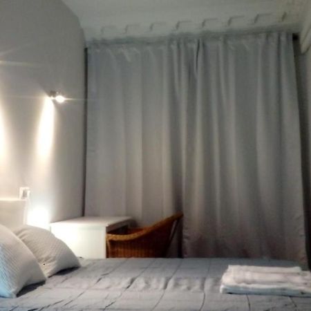 Hostal Trevinca Madrid Extérieur photo